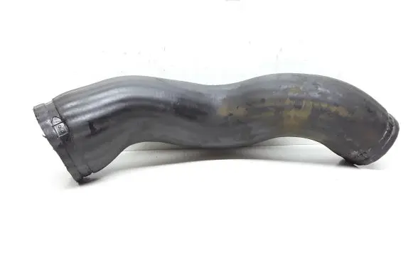 Volvo XC70 Intercooler hose/pipe 30680218
