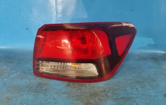 KIA Rio Boot/trunk interior light 92402H9100
