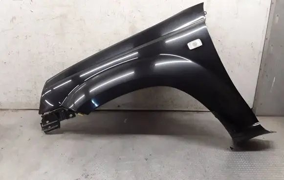 Nissan X-Trail T30 Fender 