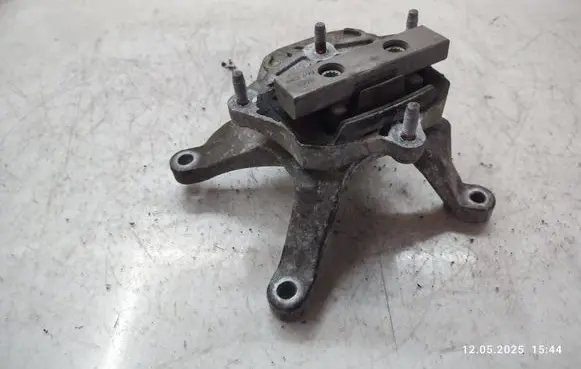 Audi A4 S4 B9 Gearbox mount 8W0399158
