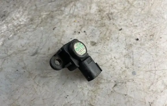 Mercedes-Benz Vito Viano W639 Air pressure sensor A0041533228