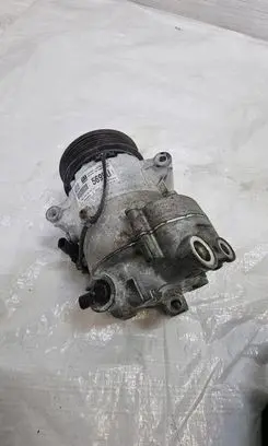 Opel Insignia B Air conditioning (A/C) compressor (pump) 39045695