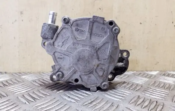 Audi Q5 SQ5 Vacuum pump 03L145100F