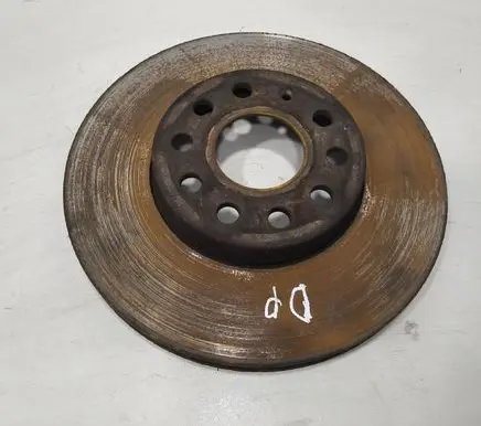 Volkswagen Touran I Front brake disc