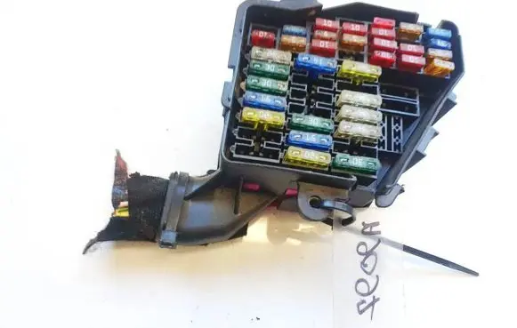 Audi A6 S6 C5 4B Fuse box set