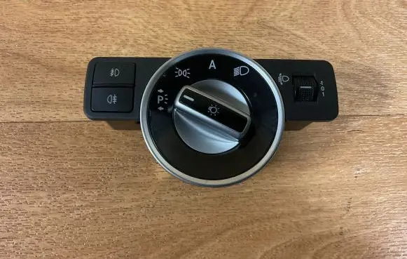 Mercedes-Benz E W212 Light switch A2129057500 10021632