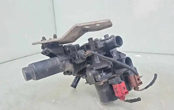 Audi A8 S8 D3 4E Coolant heater control valve 4E0959617A