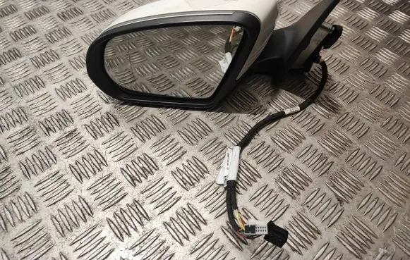 Mercedes-Benz EQB Front door electric wing mirror A0998108100