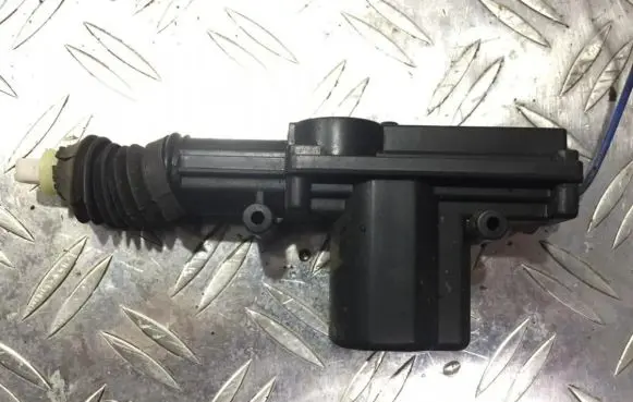 Mazda 323 F Central locking motor 