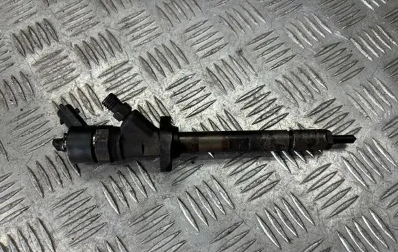 Peugeot 607 Fuel injector 9637277980