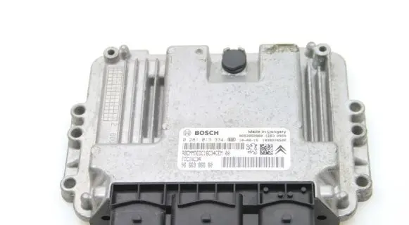 Peugeot 3008 I Engine control unit/module 9666986680