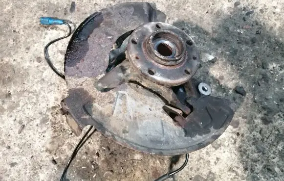 Citroen C5 Front wheel hub