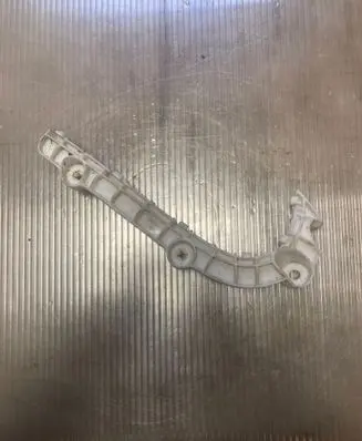 Mitsubishi Outlander Front bumper mounting bracket 1Z6P