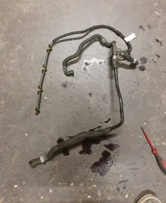 BMW 2 F45 Fuel line/pipe/hose 14837811 8583458