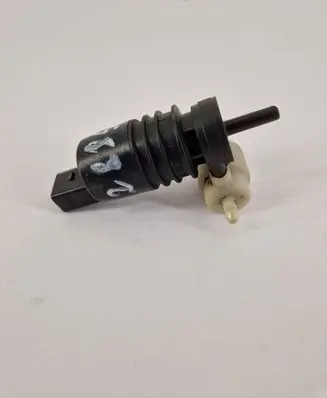 Opel Insignia A Windscreen/windshield washer pump 13250357