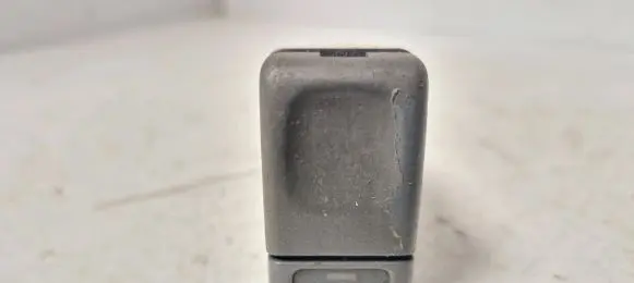 Volvo 850 Fog light switch 9128536
