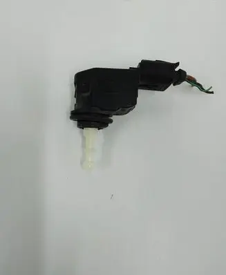Mercedes-Benz E W211 Headlight level adjustment motor A0008201608