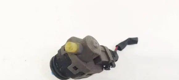 Headlight level adjustment motor