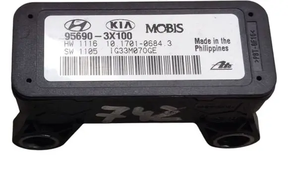 Hyundai i30 ESP acceleration yaw rate sensor 956903X100 10170106843
