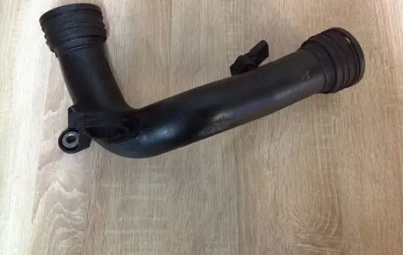 Volkswagen Golf V Intercooler hose/pipe 1K0145770D