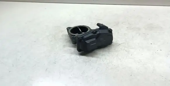 BMW 3 E90 E91 Throttle valve 7810752 13547810752