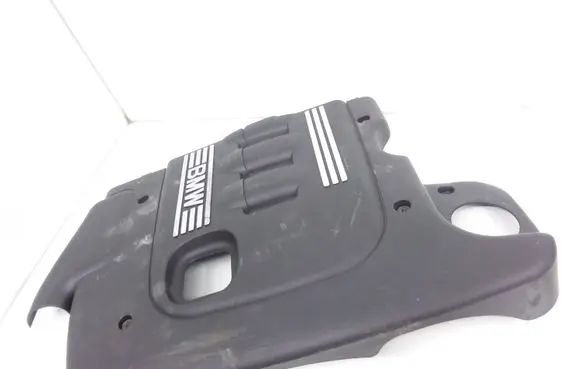 BMW X3 E83 Engine cover (trim) 7789000