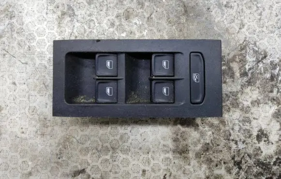 Skoda Octavia Mk3 (5E) Electric window control switch 5E0959857 1002154101S
