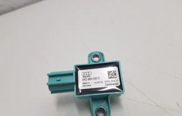 Audi A5 Sportback 8TA Airbag deployment crash/impact sensor 8K0955557C