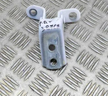 Toyota Prius (XW50) Front door upper hinge 