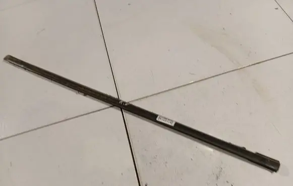 Renault Espace - Grand espace IV Front door glass trim molding 