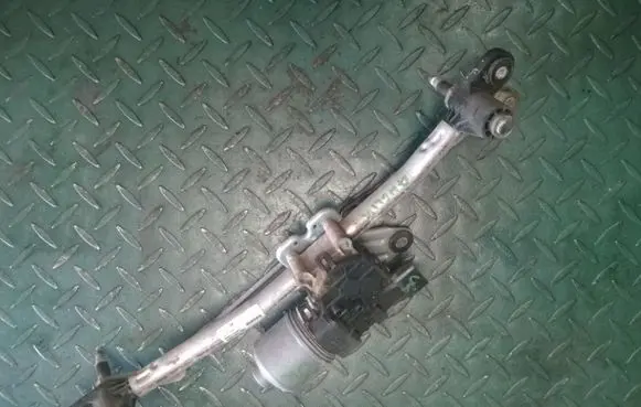 Fiat Doblo Front wiper linkage and motor
