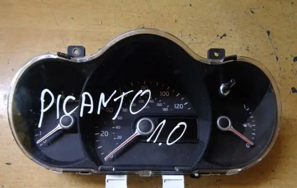 KIA Picanto Speedometer (instrument cluster) 940321Y335