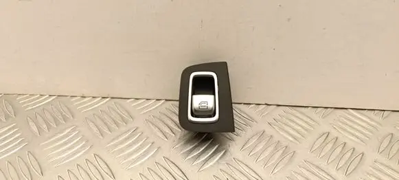 Mercedes-Benz EQC Electric window control switch A2059051513
