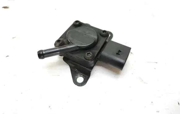 BMW X3 F25 Exhaust gas pressure sensor 7808013