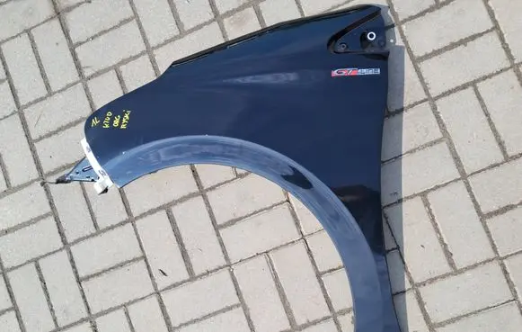 Peugeot 208 I Fender