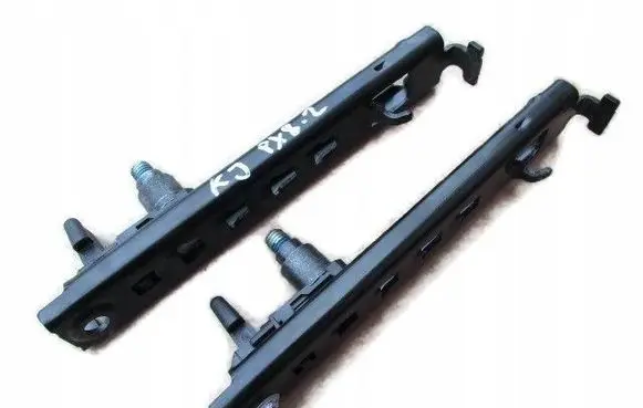 Jeep Cherokee III KJ Seat belt trim 