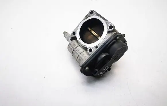 Nissan 370Z Throttle valve 52602 526029406 RME60219409H
