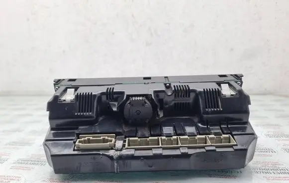 Audi A6 S6 C6 4F Climate control unit 4F1820043AB 4F0910043 5HB00883308