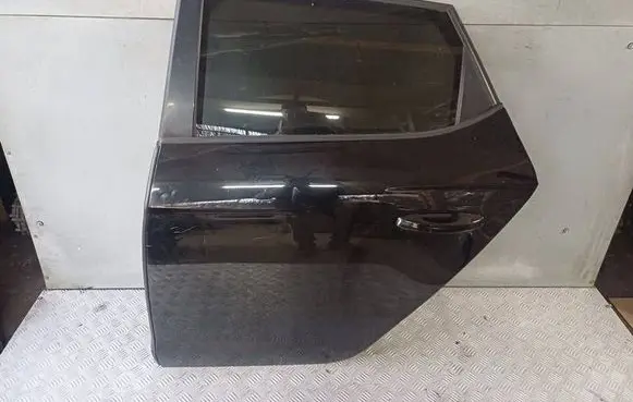 Seat Leon (5F) Rear door