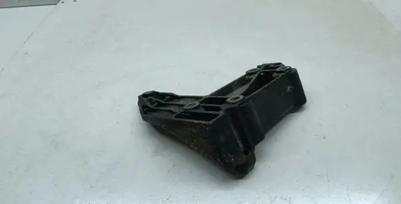 BMW 1 E81 E87 A/C compressor mount bracket 7505980