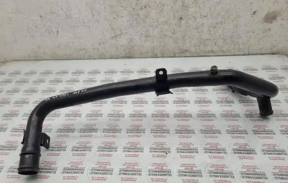 Audi A4 S4 B7 8E 8H Engine coolant pipe/hose 06D121071R