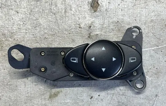 Mercedes-Benz E W211 Wing mirror switch 2118208310 03211010