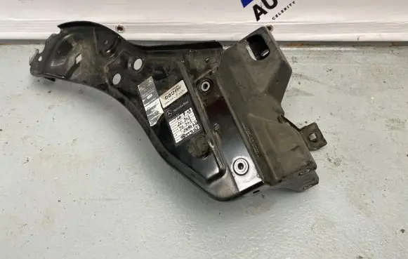 Mercedes-Benz CLS C218 X218 Side radiator support slam panel A218626009 A218620040