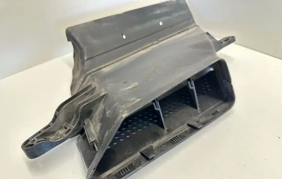 Audi A4 S4 B8 8K Air intake duct part 8K0129618A 8K0129618