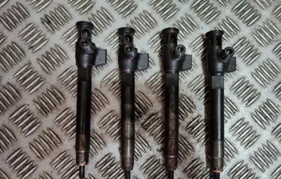 Ford Mondeo MK V Fuel injector 28602948