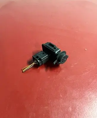 BMW X3 G01 AUC sensor 6833647 64116833647