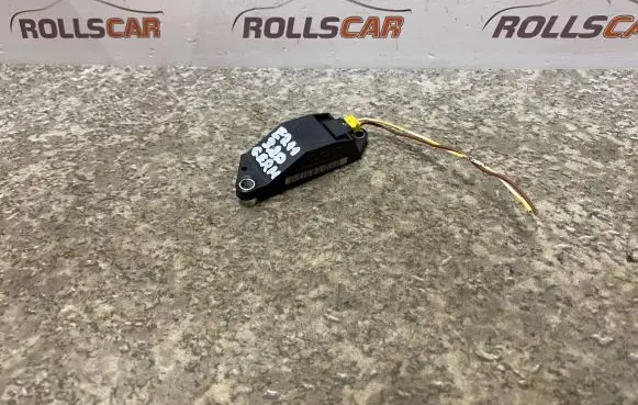 Mercedes-Benz E W211 Airbag deployment crash/impact sensor A0018209326