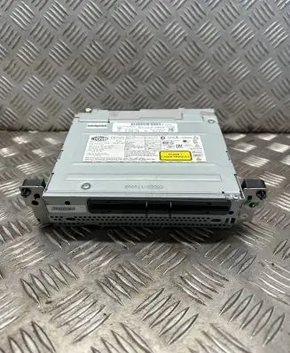 BMW 5 F10 F11 Navigation unit CD/DVD player 6821135