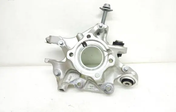 Rear wheel hub spindle/knuckle