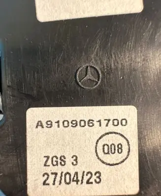 Mercedes-Benz Sprinter W907 W910 Front seat light A9109061700 ZGG3 270423